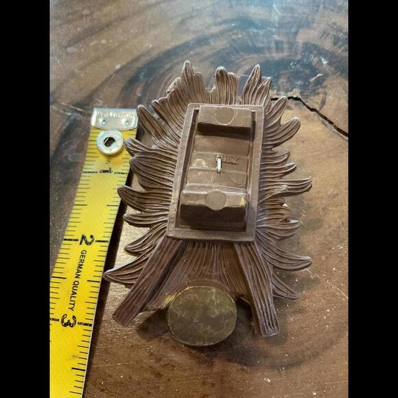 Vintage Baby Jesus Figurine in Nativity Scene - Picture 2 of 4